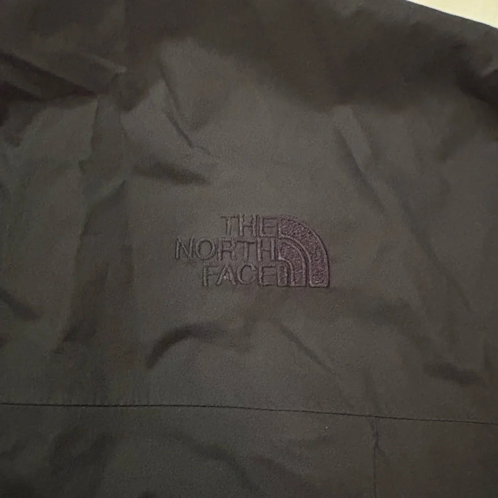 The North Face Black Hooded Trench Coat Rain Jacket Medium - Picture 11 of 13